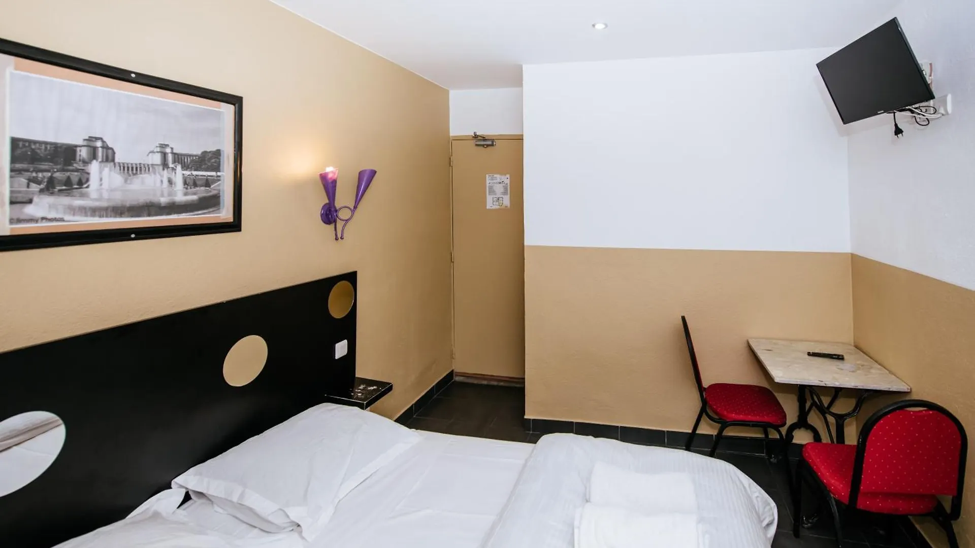 Hotel De La Poste 3*