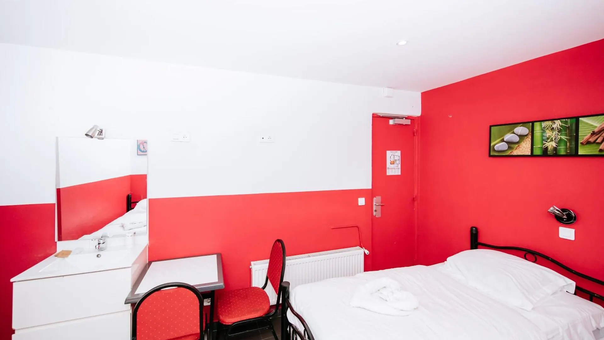 Hotel De La Poste 3*