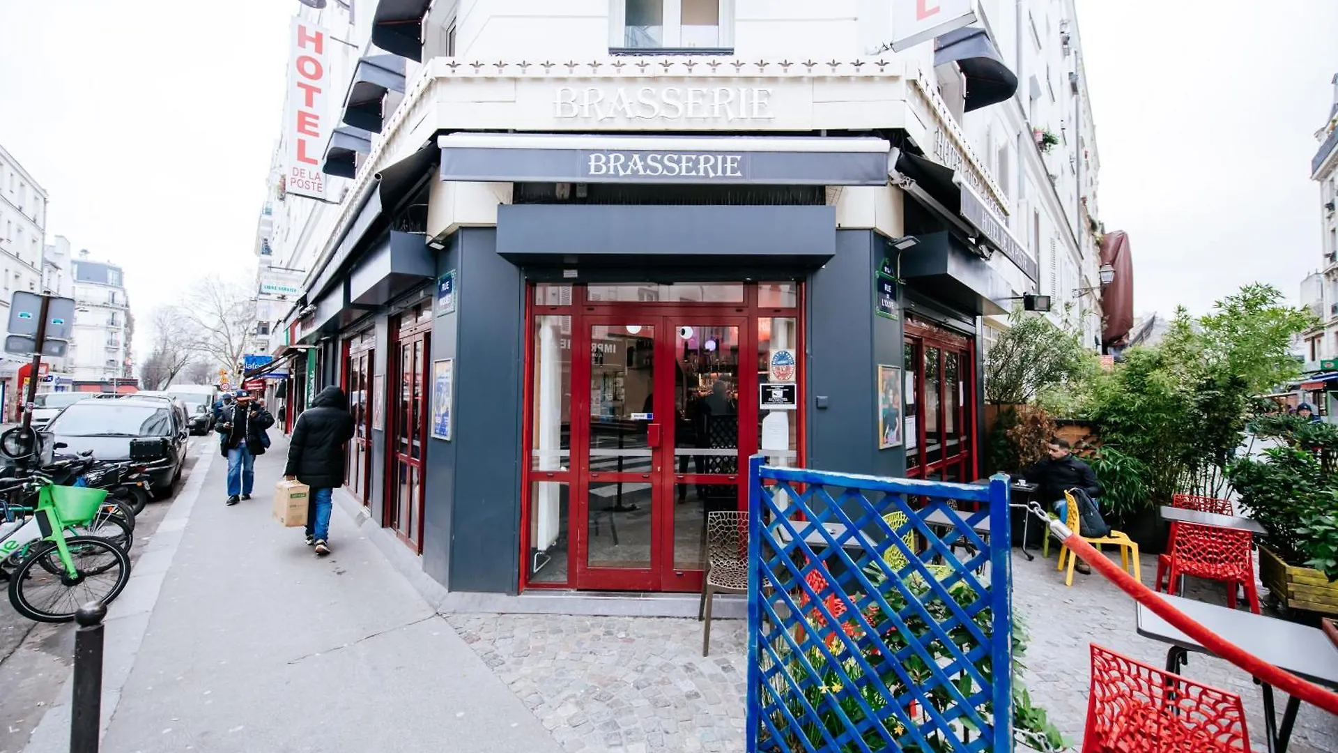 De La Poste Paris