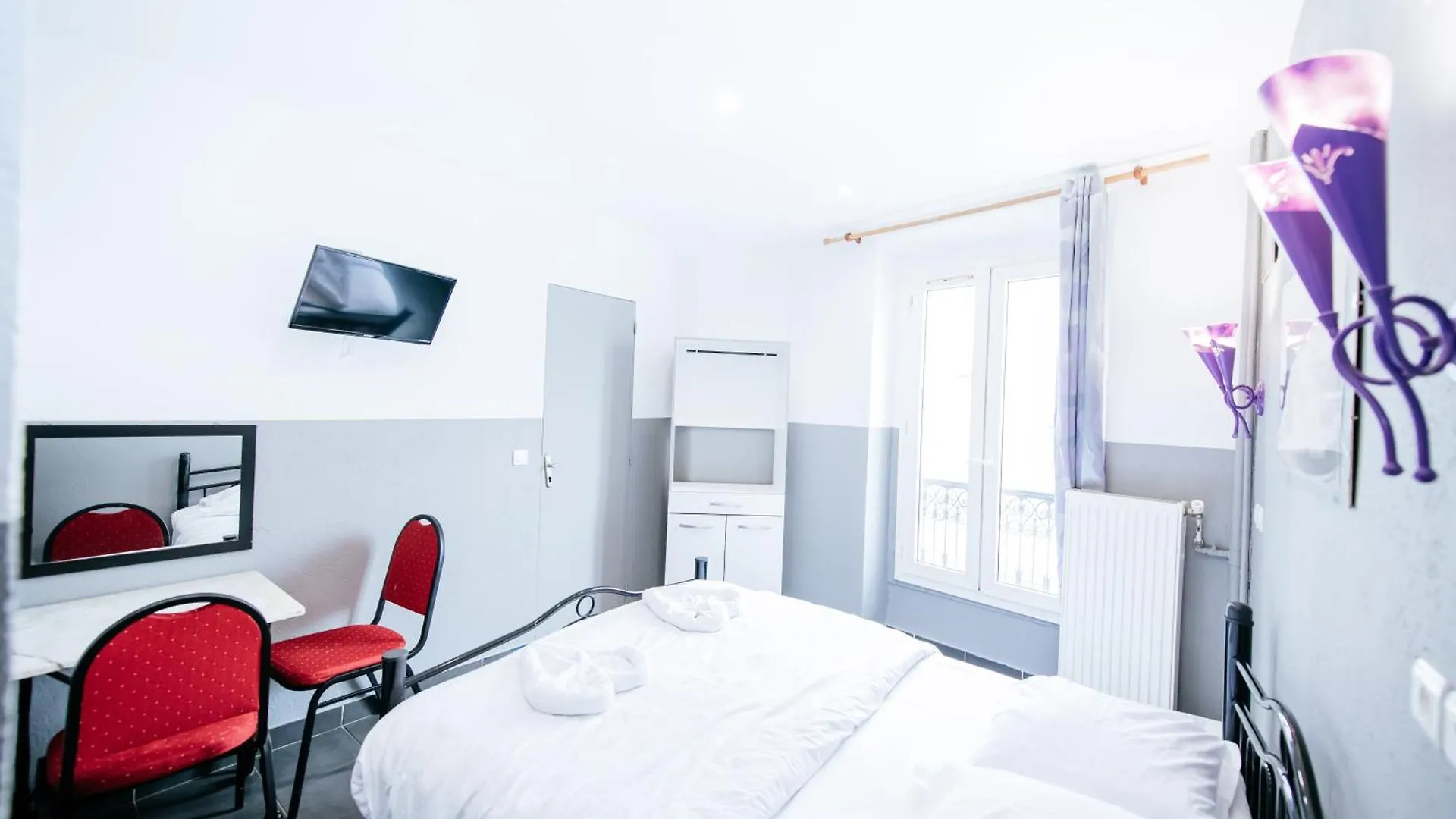 Hotel De La Poste Paris